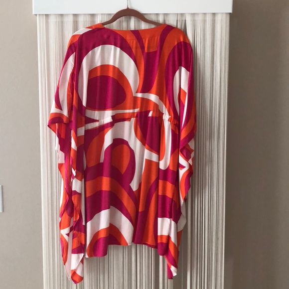 Tunic / Beach Cover Up - Picture 2 of 7